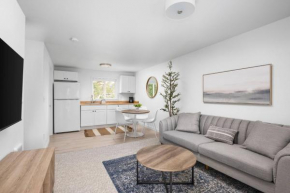 Inn at Rockaway Beach Unit 8